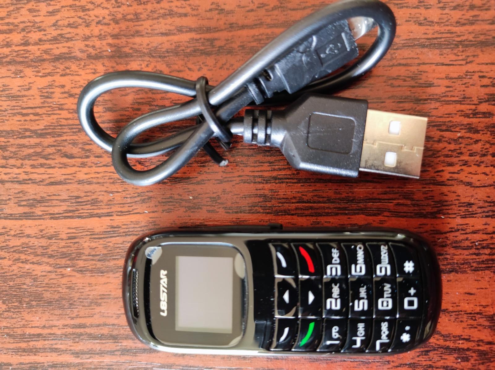 BM70 nejmenší mobilní telefon - Mobily a smart elektronika