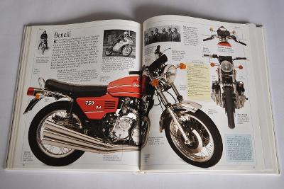 Velká kniha o motocyklech Hugo Wilson