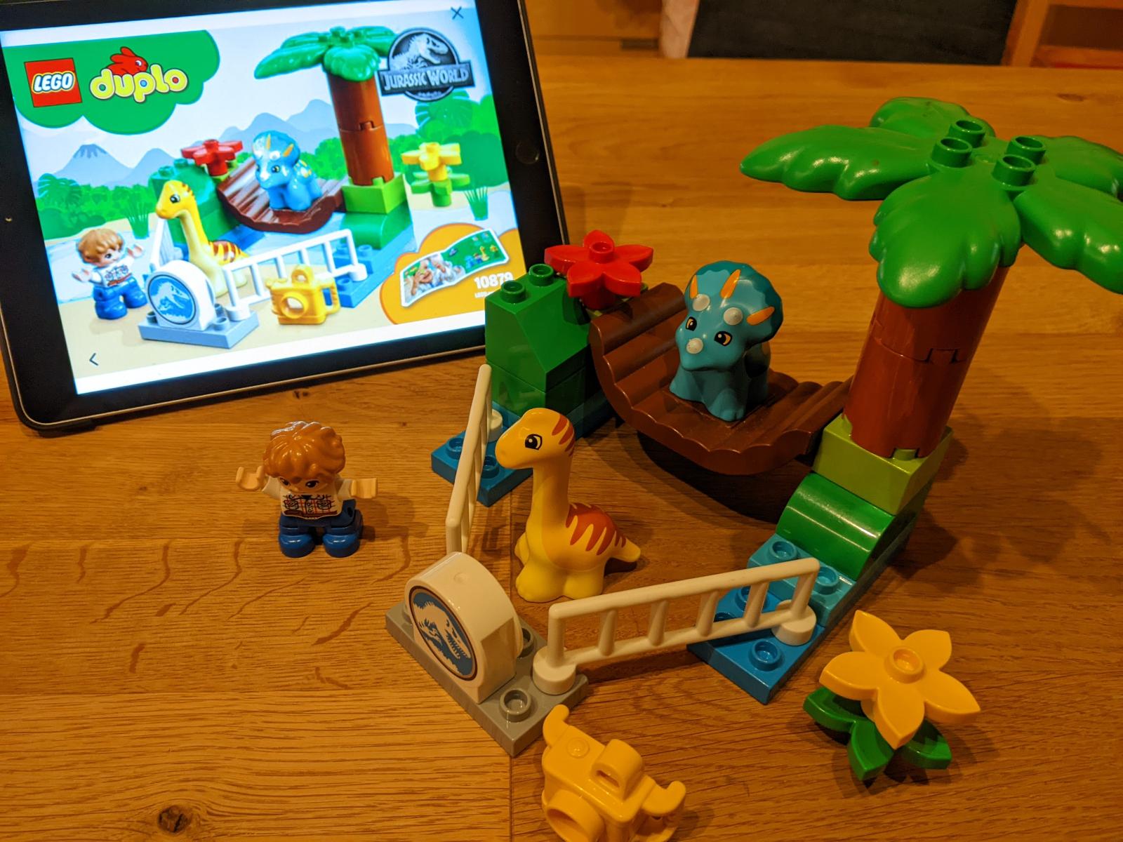 Lego Duplo dinosauří zoo - Hračky