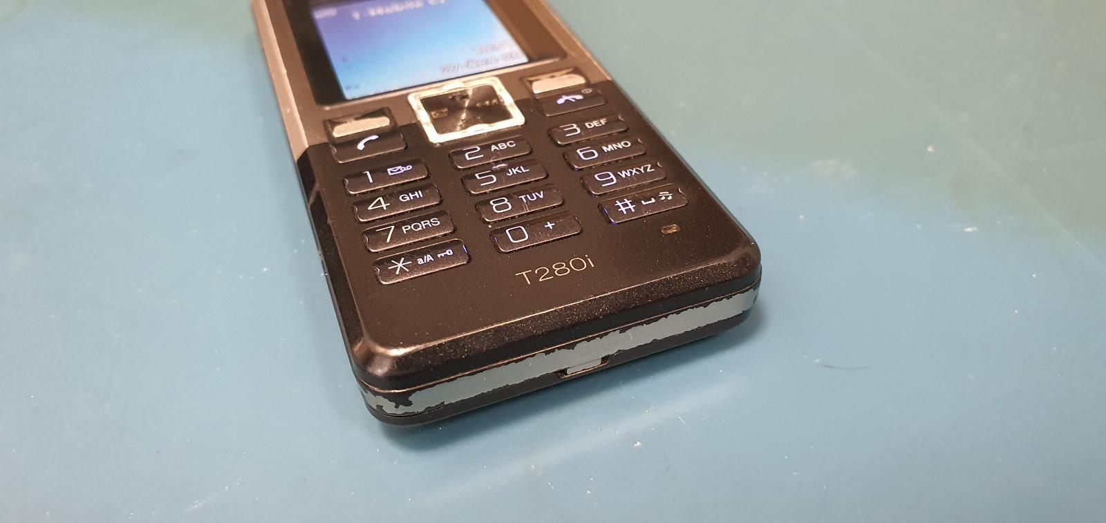 Tlačítkový Mobilní telefon Sony Ericsson T280i  RARITA  - Mobily a chytrá elektronika