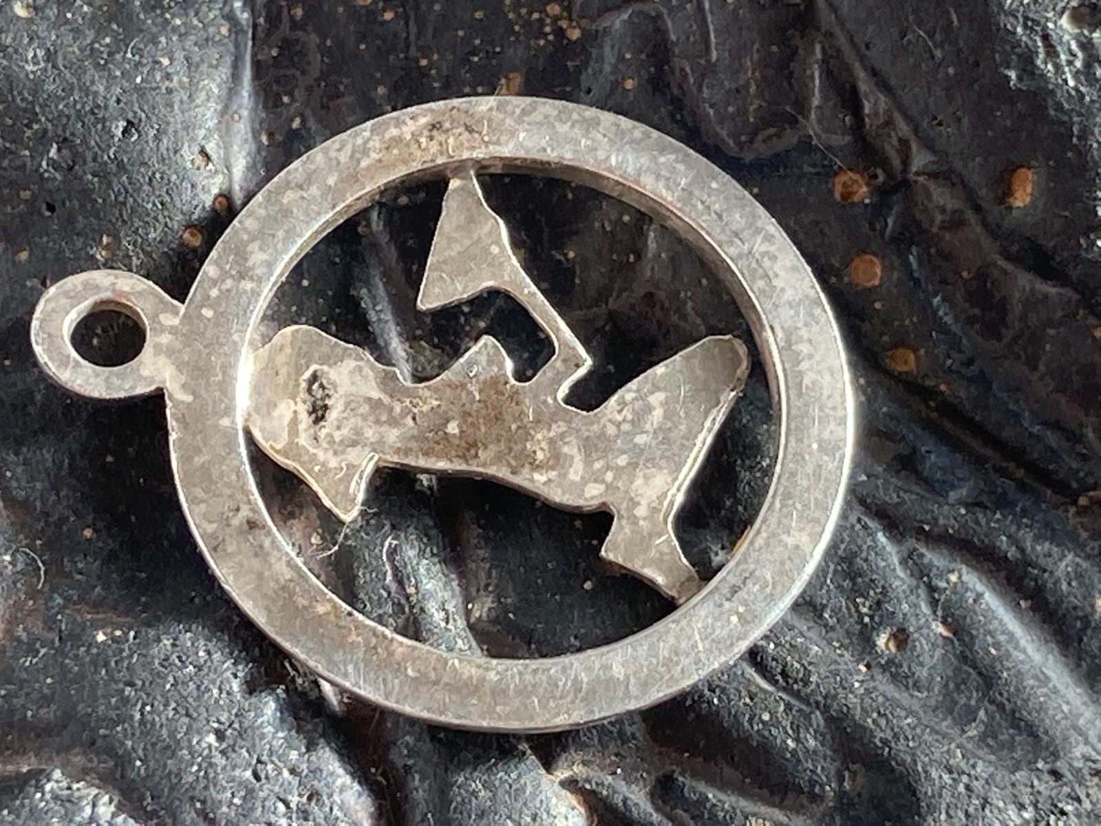 Stříbrný přívěsek - znamení zvěrokruhu Panna  900/1000 , 0,7 gr - Starožitné šperky