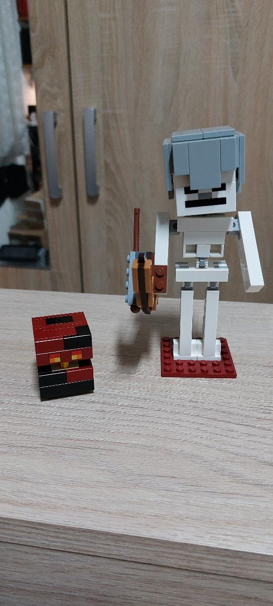 Lego Minecraft 21150 - Hračky