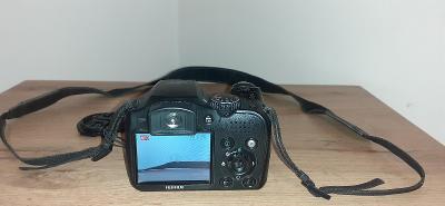 Fujifilm finePix S5700 digital camera