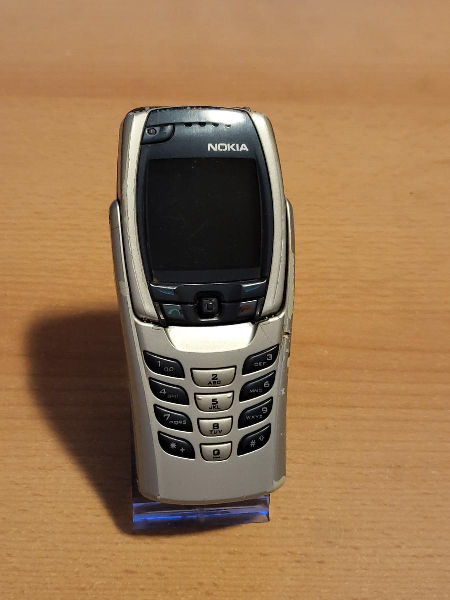 Mobilní telefon Nokia 6800 | Aukro