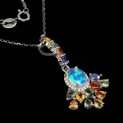 Stříbrný náhrdelník přírodní opál a safíry