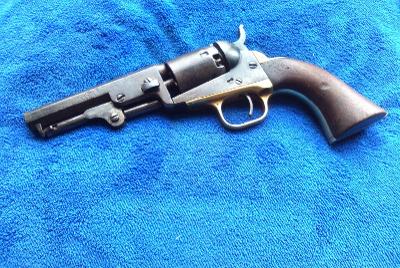 Historický revolver Colt Pocket cal.31 perkusní SA M1849 Nálezový stav