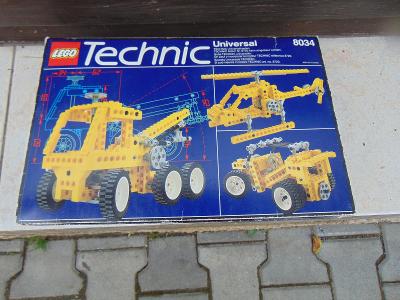 Lego Technic Universal 8034 sběratelský set 