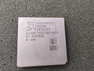 Procesor AMD Am486 DX2-66V16BGI funkční