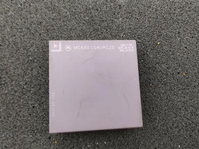 Procesor Motorola MC68EC040RC25