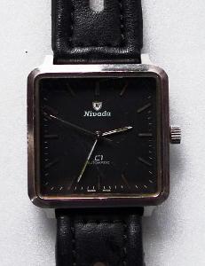 Staré švýcarské hodinky NIVADA C1 Automatic s historií FOTBAL