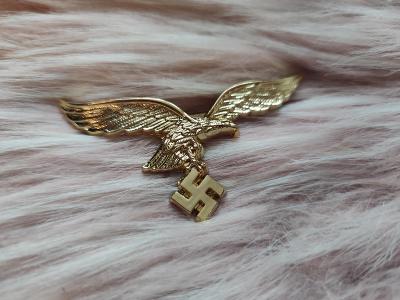 ►Německá zlacená  orlice s hákovým křížem - Sleduj další aukce od 1kč