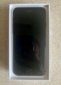 iPhone SE 2020, 128 GB, black- SKVĚLÝ STAV