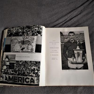 TJ Sparta ČKD Praha 1966 - stará velká obrazová kniha