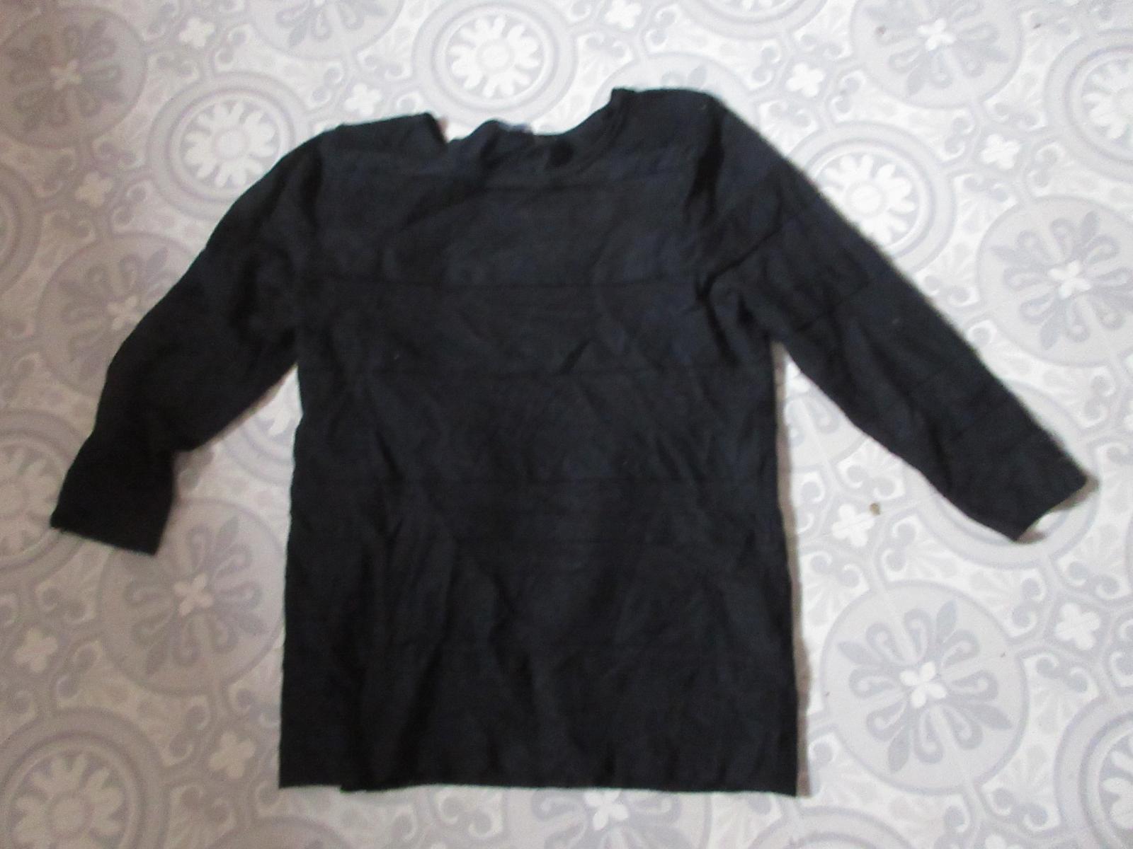 BHS sveter-triko čierny S--M - Dámske oblečenie