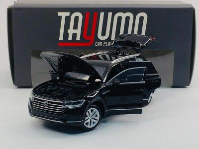 VW Touareg černá, otevírací 5x dveře a kapota, svítí - 1/32 Tayumo