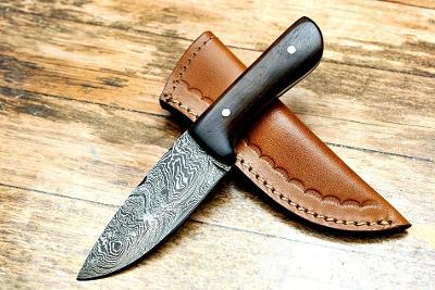 150/ Damaškový lovecký nůž. Rucni vyroba.