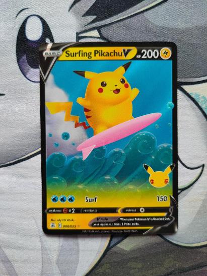 Pokémon karta Surfing Pikachu V (CEL 008) - Celebrations - Zábava