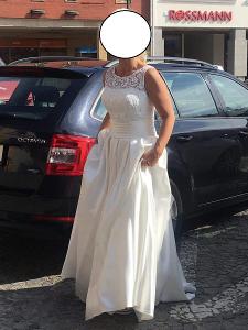 Svatební dámské šaty