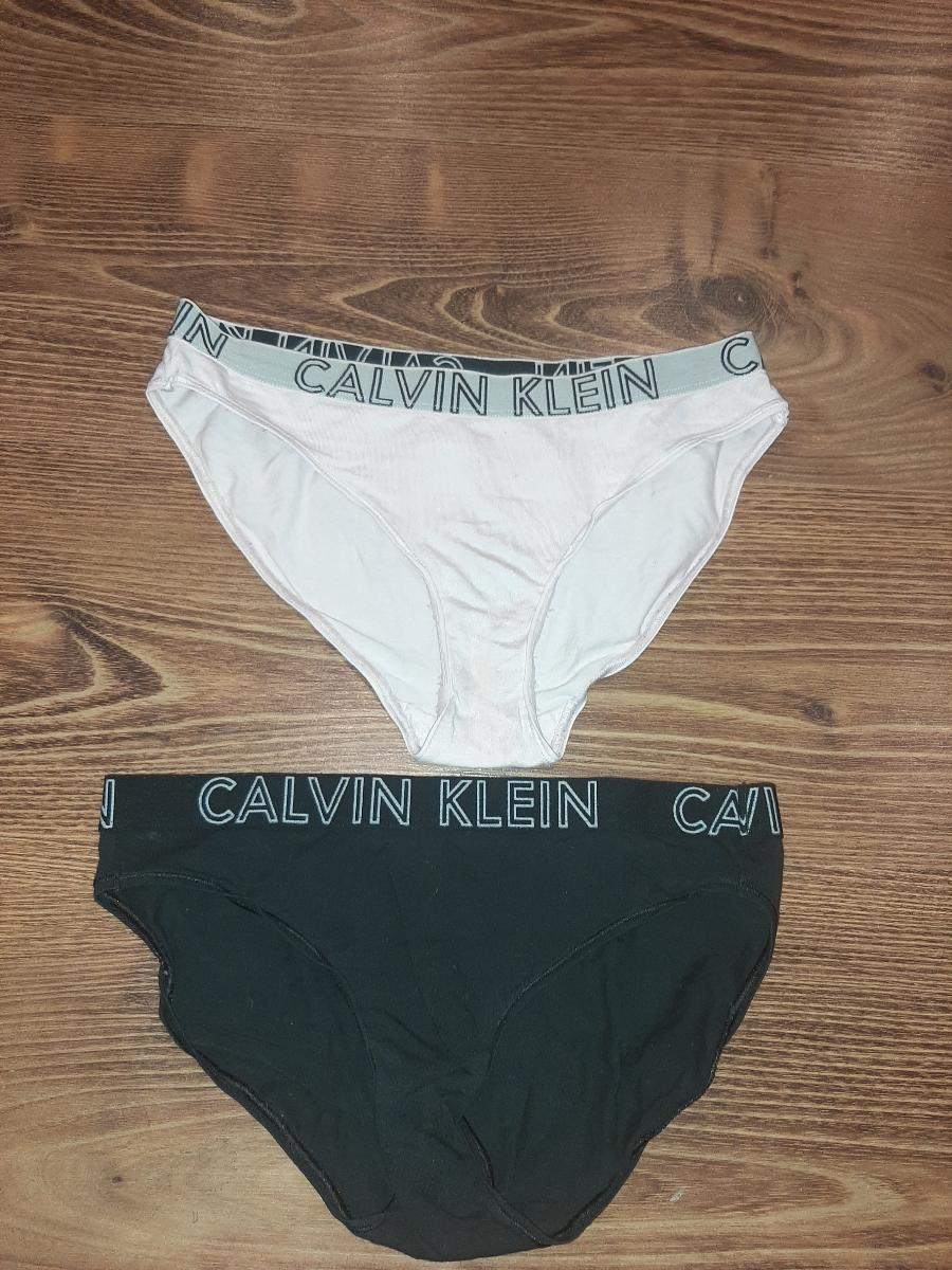 Kalhotky zn. Calvin Klein vel. S - 152/164 - Spodní prádlo pro děti