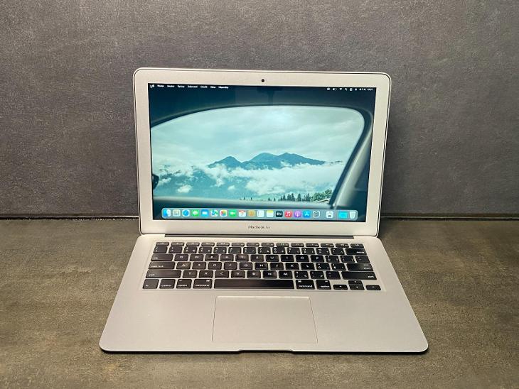 Apple MacBook Air 13