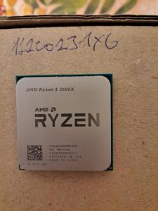 AMD Ryzen 5 2600X (OC 4,15GHz allcore v zátěži stabilně)
