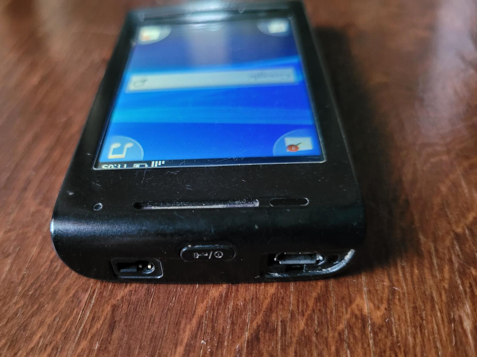 Sony Xperia E15i - Mobily a chytrá elektronika