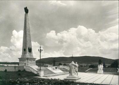 11D3485 Svidník - památník sovětské armády