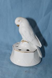 H8. Figurka - Ptáček Andulka 10,5 cm stojánek na párátka 