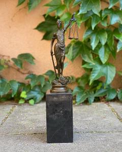 Bronzová socha soška Spravodlivosť Justice Themis decor