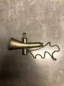 Trumpeta výpravčího z druhé světové války 