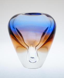 Krásně barevná váza z hutního skla Oldřich LÍPA Karlovarské sklo MOSER