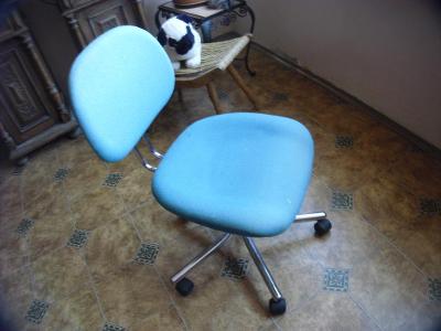 Retro kancelářská židle z ordinace - hráškově zelená