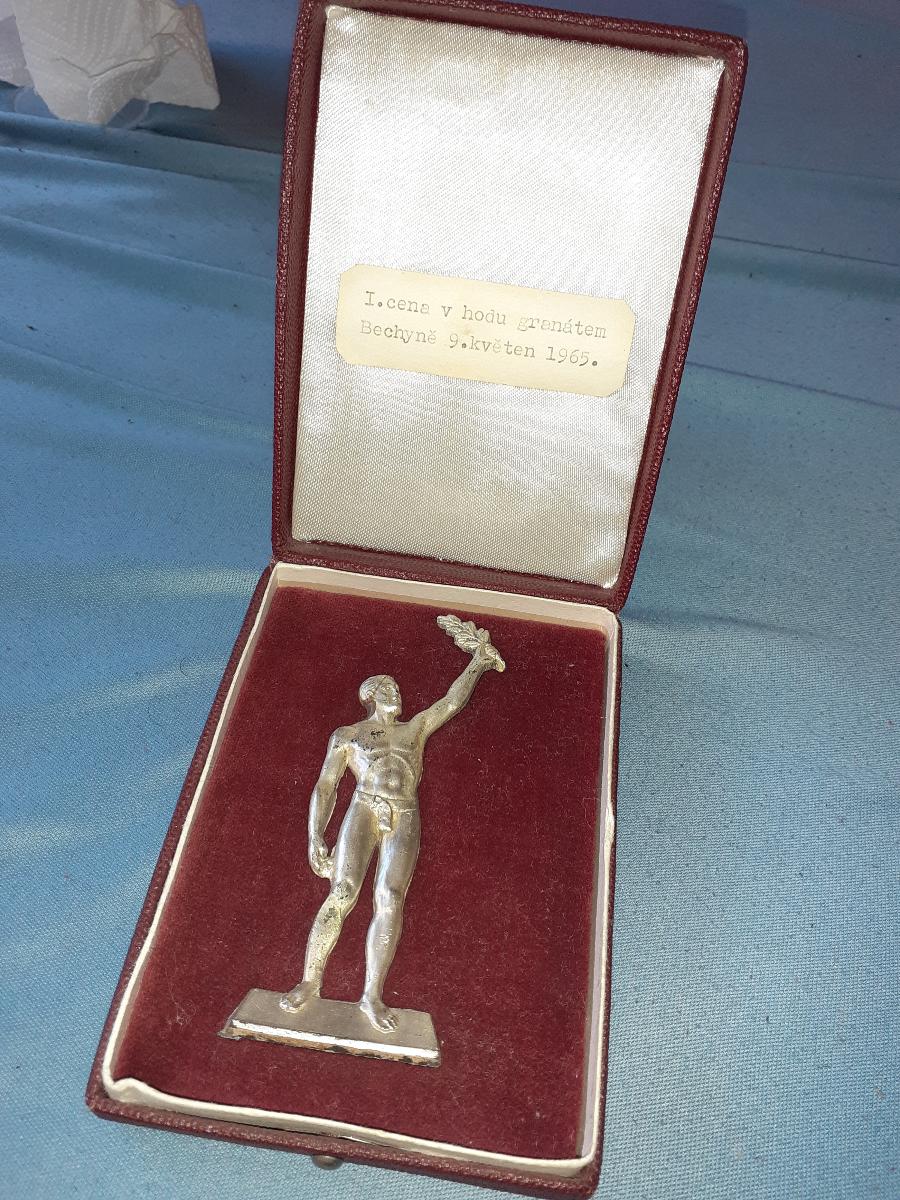 Stará sportovní trofej r. 1965 - Sběratelství