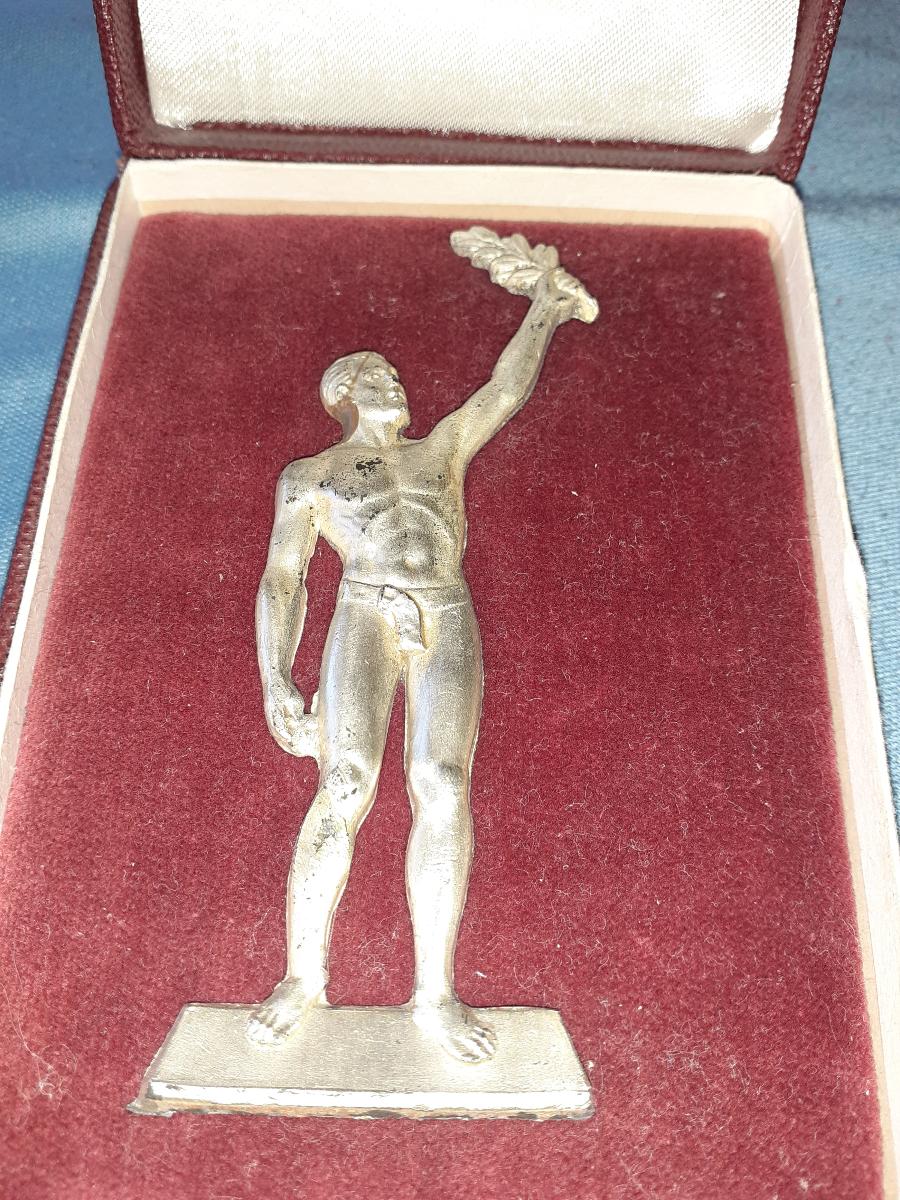 Stará sportovní trofej r. 1965 - Sběratelství