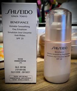Shiseido ochranná emulze proti stárnutí pleti SPF 20