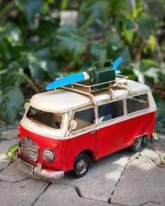 Plechové retro autobus surfing originální dárek