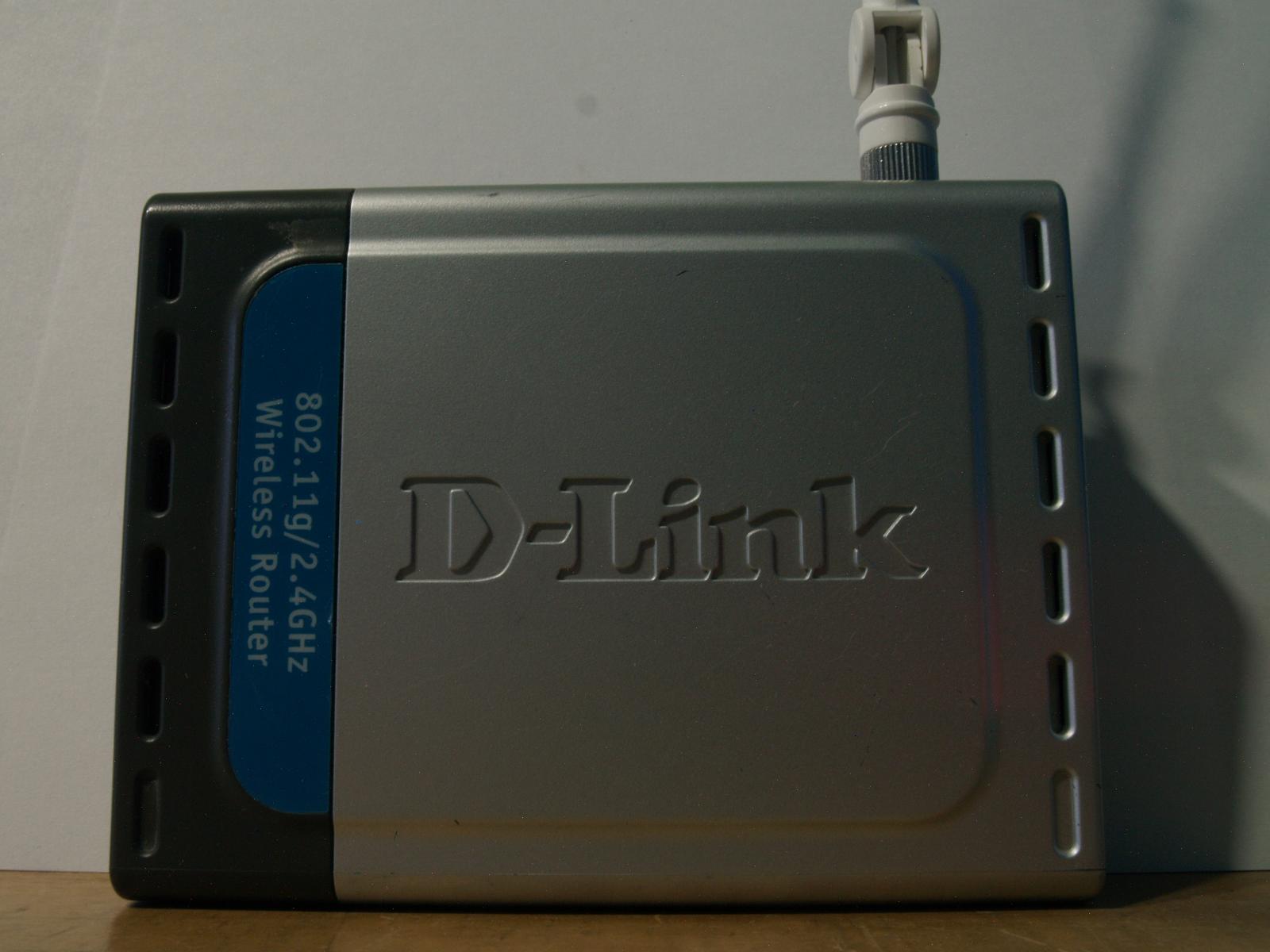 funkčný wifi router d-link di-524 - Komponenty pre PC