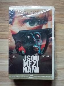 VHS - NOVÁ : Guild Home Video : J. CARPENTER ( JSOU MEZI NÁMI ) - 1988