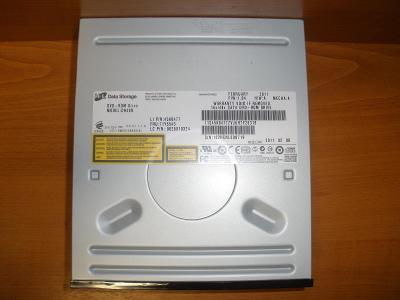 DVD mechanika pro stolní počítač