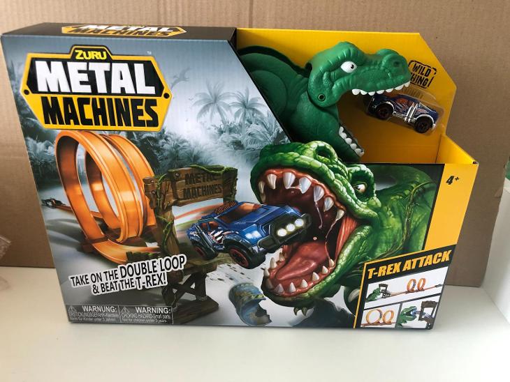 Zuru Metal Machines, závodní dráha T-rex s dvojtým přemetem a rampou - Děti