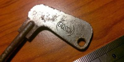 Bosch,klíček spínací skříňky 
