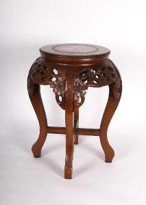Čínská orientální dřevěná stolička s růžovým mramorem