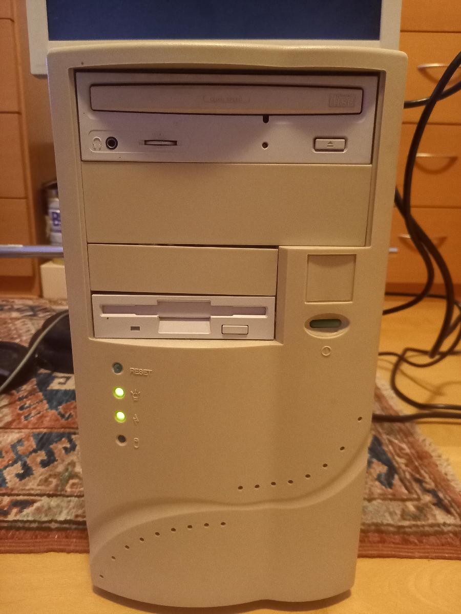 PC - K5-90Mhz - Počítače a hry