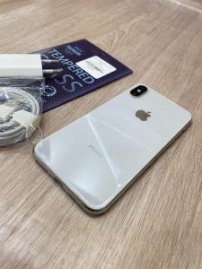 Apple iPhone XS 64GB Silver + ZÁRUKA 12 měsíců + faktura
