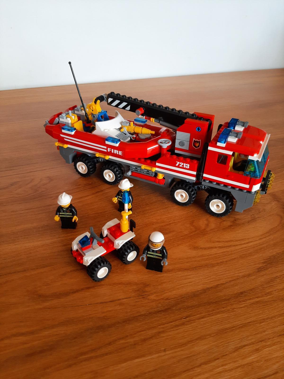Lego City 7213 Terénne hasičské vozidlo a čln - Hračky