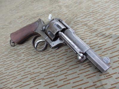 Velký armádní revolver FAGNUS MAQUAIRE pro důstojníky v ráži 11mm !!!