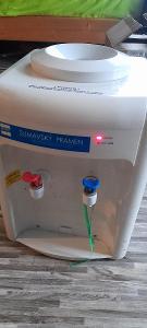 Automat na vodu - barelový výdejník vody - nejspíš funkční