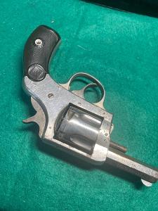 US revolver