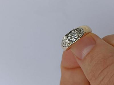 Starožitný luxusní briliantový 14K zlatý prsten - solitér 0,35 karátu