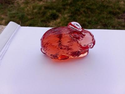 skleněný zajíček rosalínové sklo